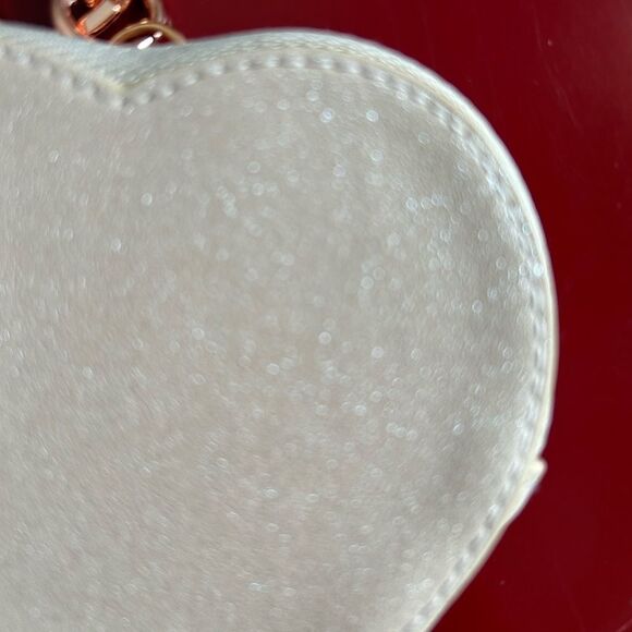 HP🎉❤️Kate Landry Heart Shaped Coin Purse - Picture 3 of 6